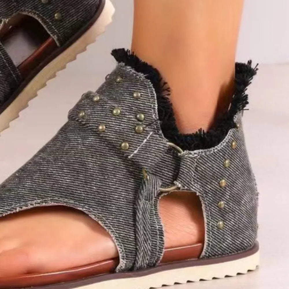 Sandali Piattaforma con Borchie e Orlo Grezzo - Sandali Piatti con Borchie per Stile e Comfort - JINJASTYLE