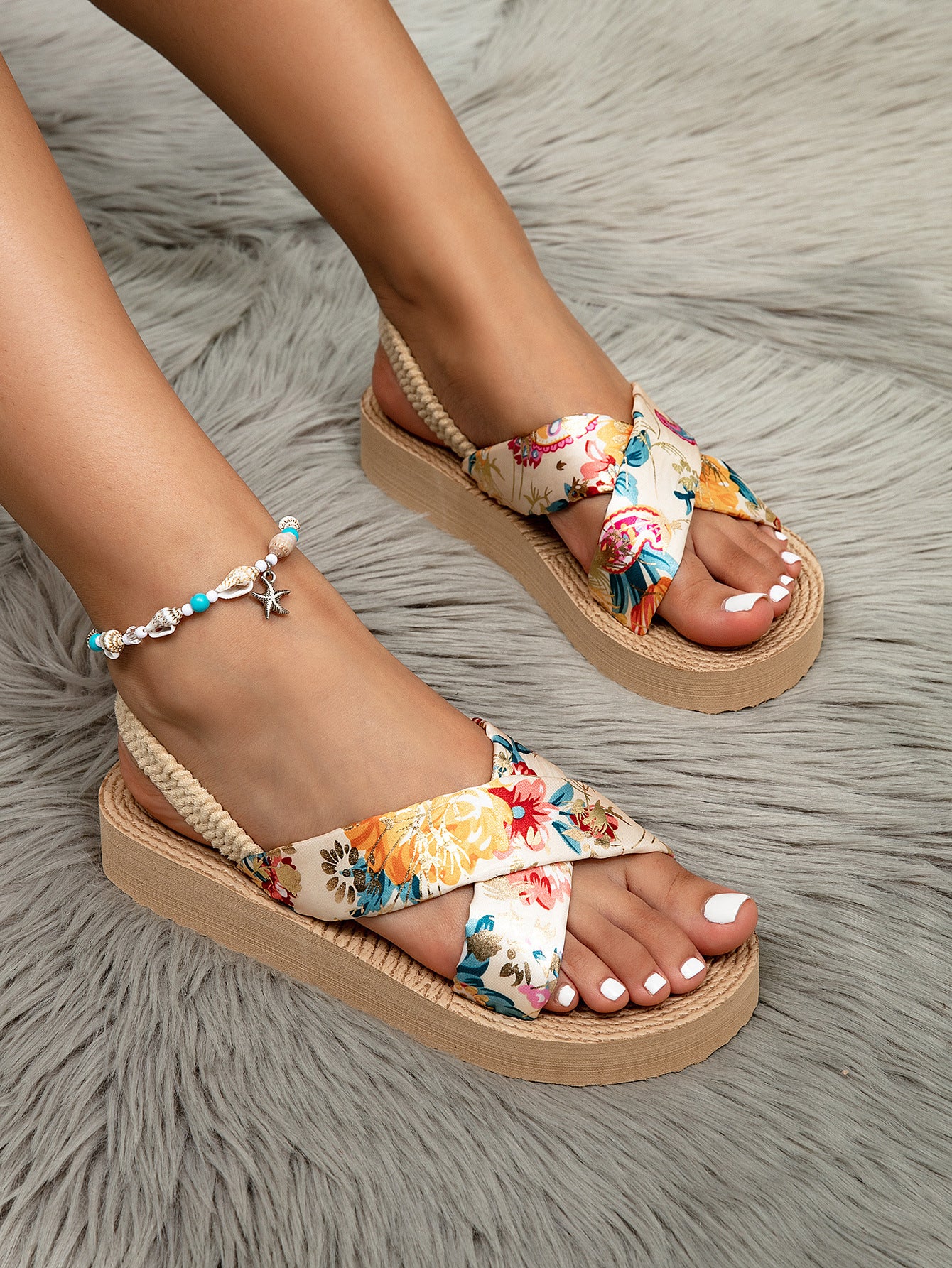 Sandali Estivi Donna Altezza Crescente, Stile Europeo e Americano, Tacco Piatto e Suola Spessa, Moda Nuova, Piccola Dimensione - JINJASTYLE