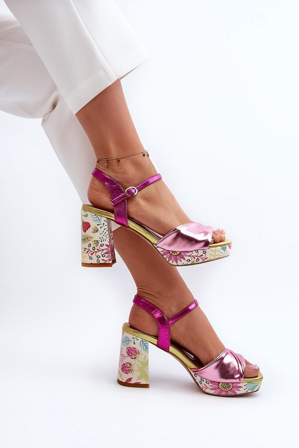 Sandaletti con tacco: Eleganza e Comfort per Ogni Occasione - JINJASTYLE